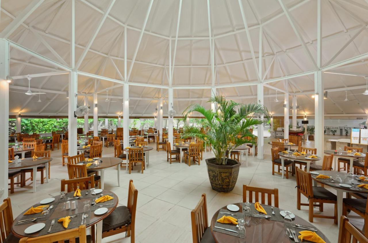 Embudu Village Resort Embudu Island Exterior photo