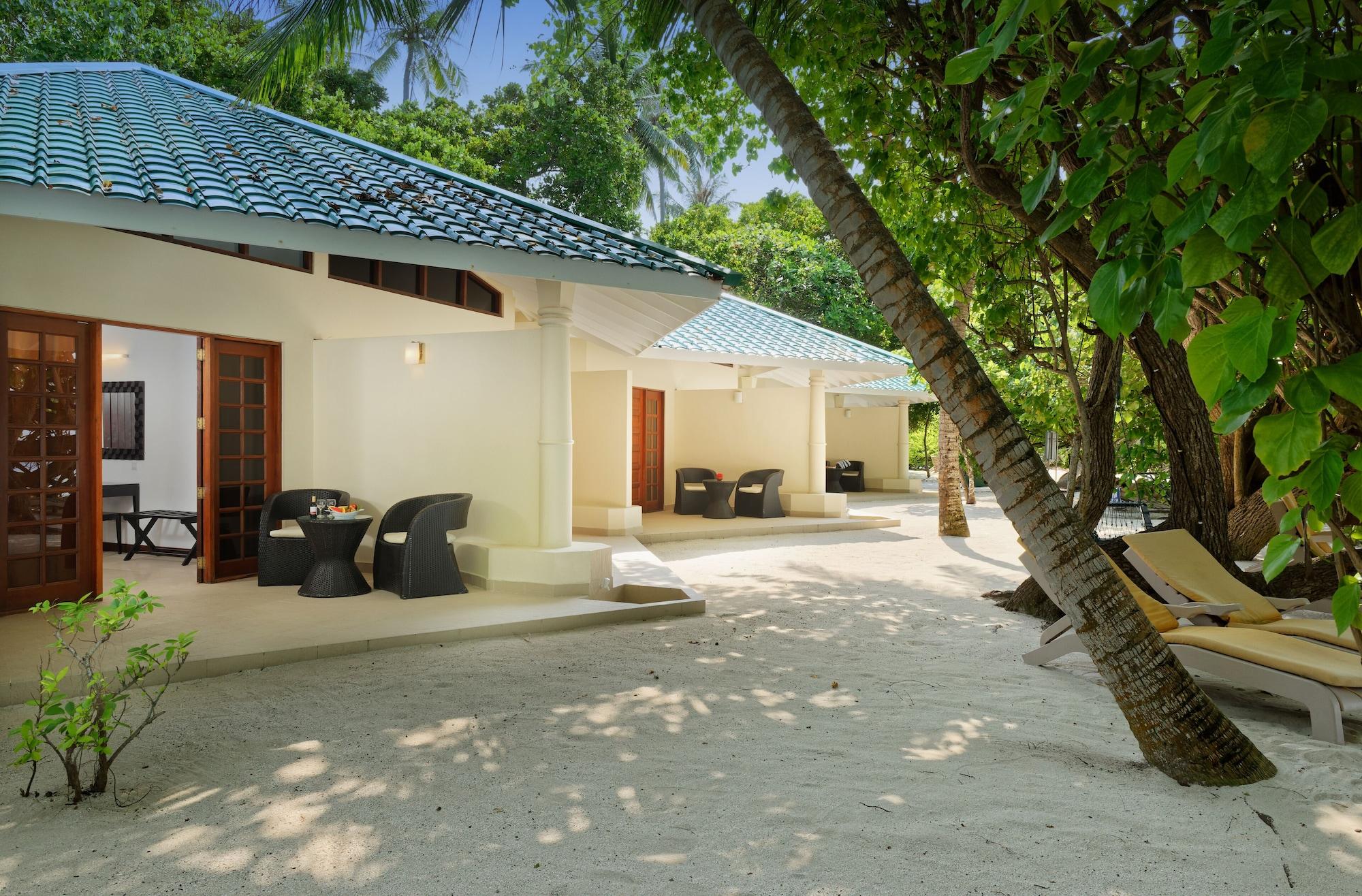 Embudu Village Resort Embudu Island Exterior photo