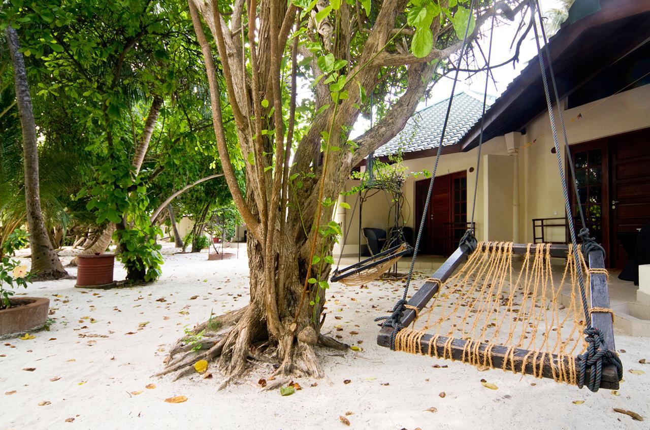 Embudu Village Resort Embudu Island Exterior photo